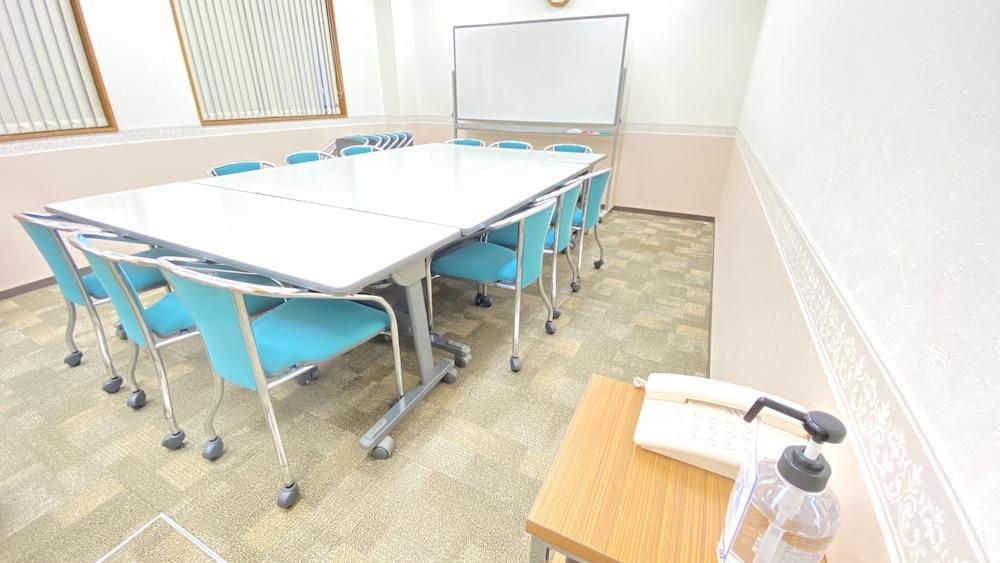 Toyoko Inn Matsuyama Ichibancho Экстерьер фото