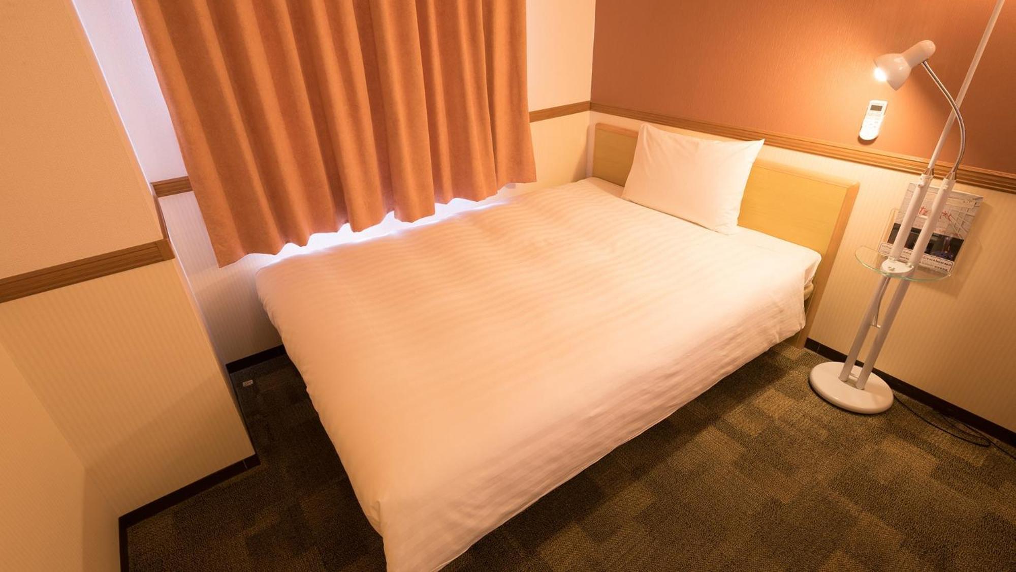 Toyoko Inn Matsuyama Ichibancho Номер фото