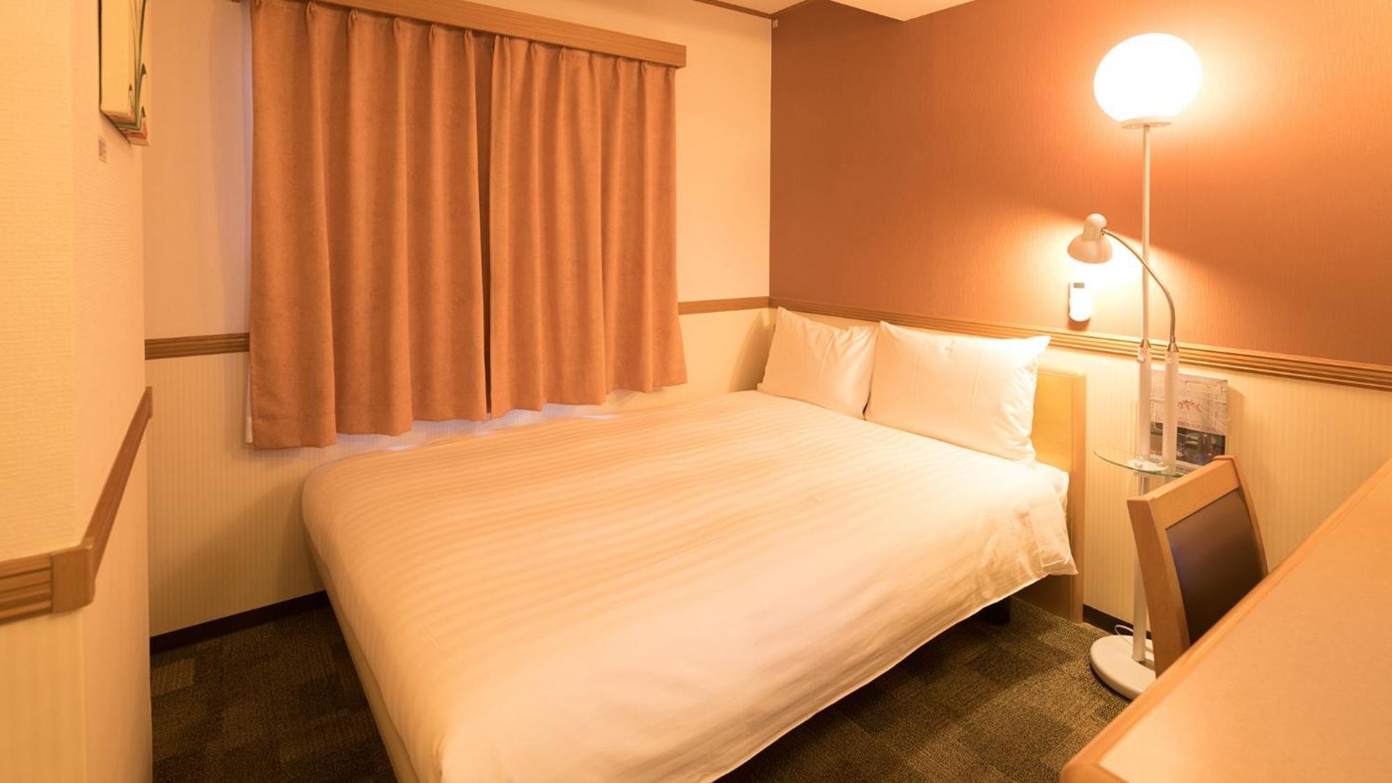 Toyoko Inn Matsuyama Ichibancho Номер фото