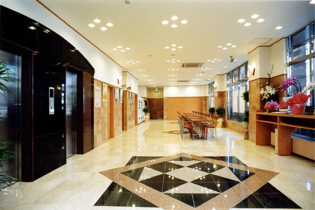 Toyoko Inn Matsuyama Ichibancho Экстерьер фото